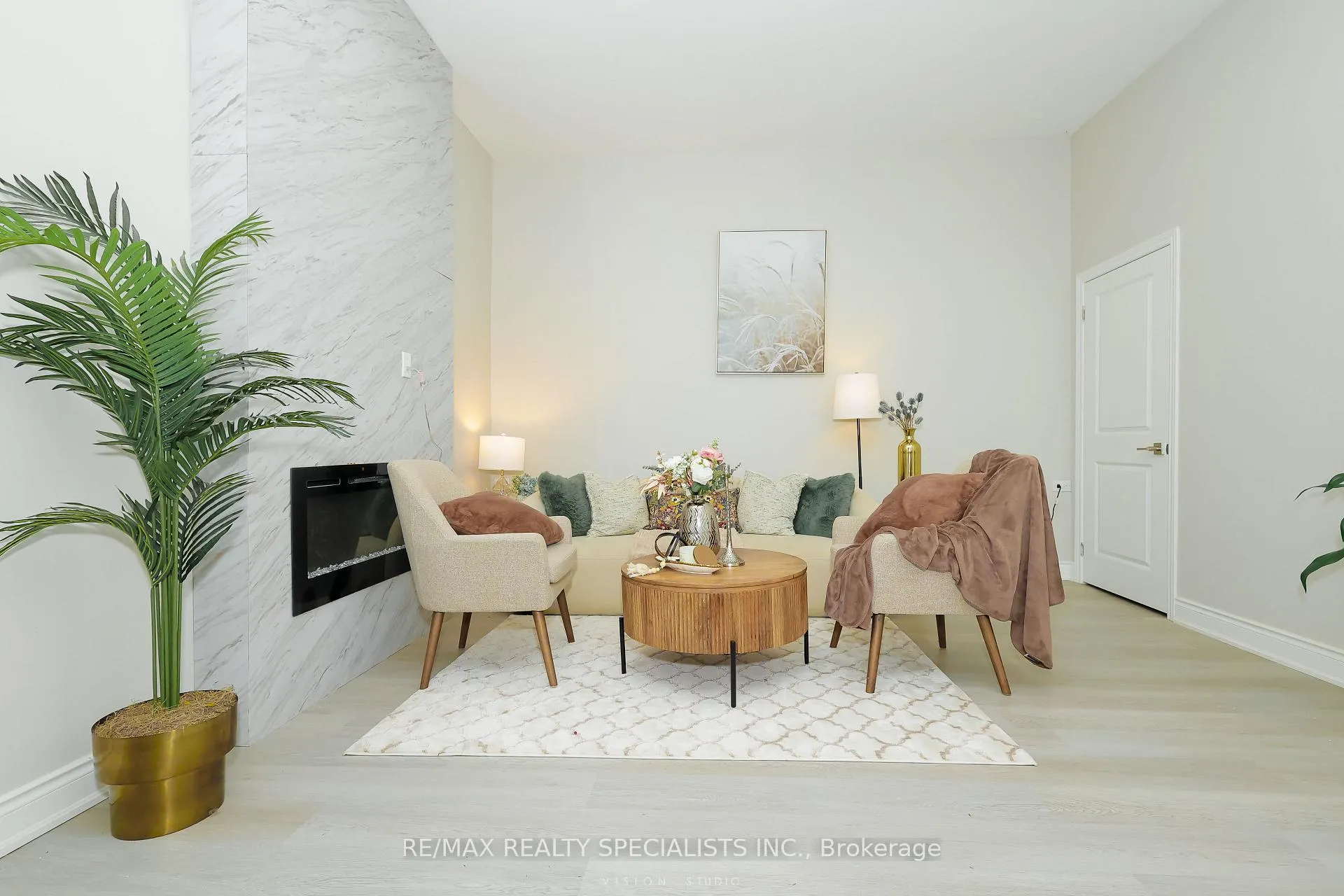 Photo 14 of 7020 Dunn Street, Niagara Falls, Arad/Fallsview — HOMEH