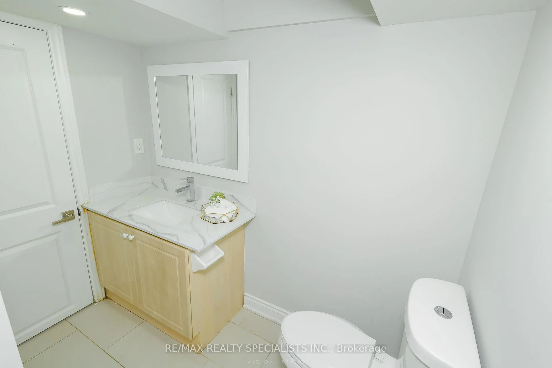 Photo 27 of 7020 Dunn Street, Niagara Falls, Arad/Fallsview — HOMEH