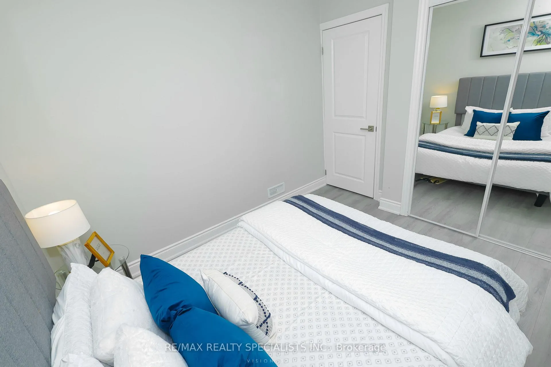 Photo 34 of 7020 Dunn Street, Niagara Falls, Arad/Fallsview — HOMEH