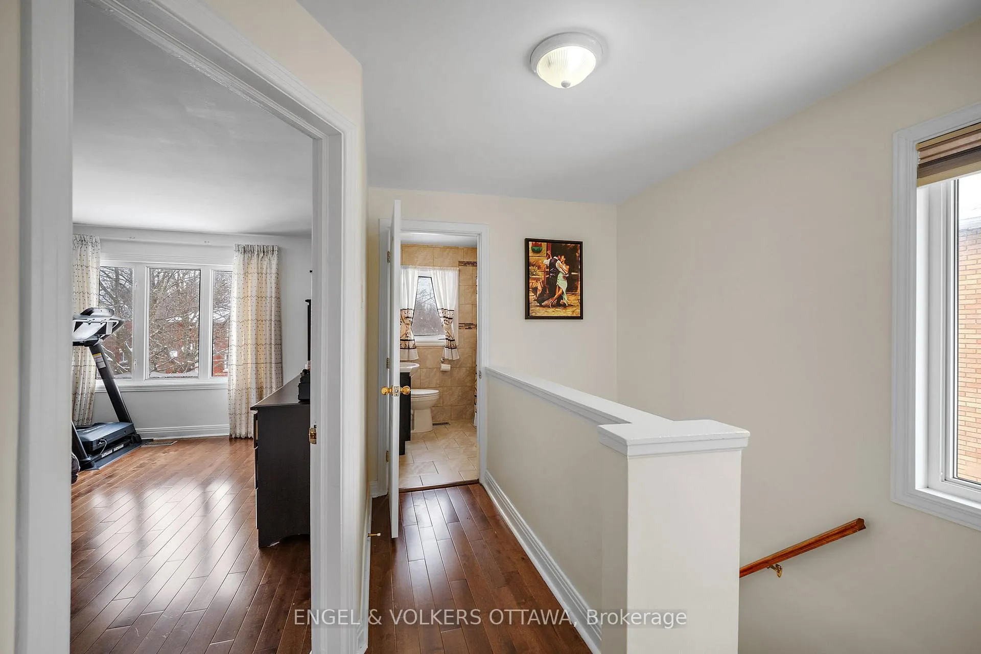 Photo 8 of 1044 Aldea Avenue, Ottawa, Billings Bridge — HOMEH