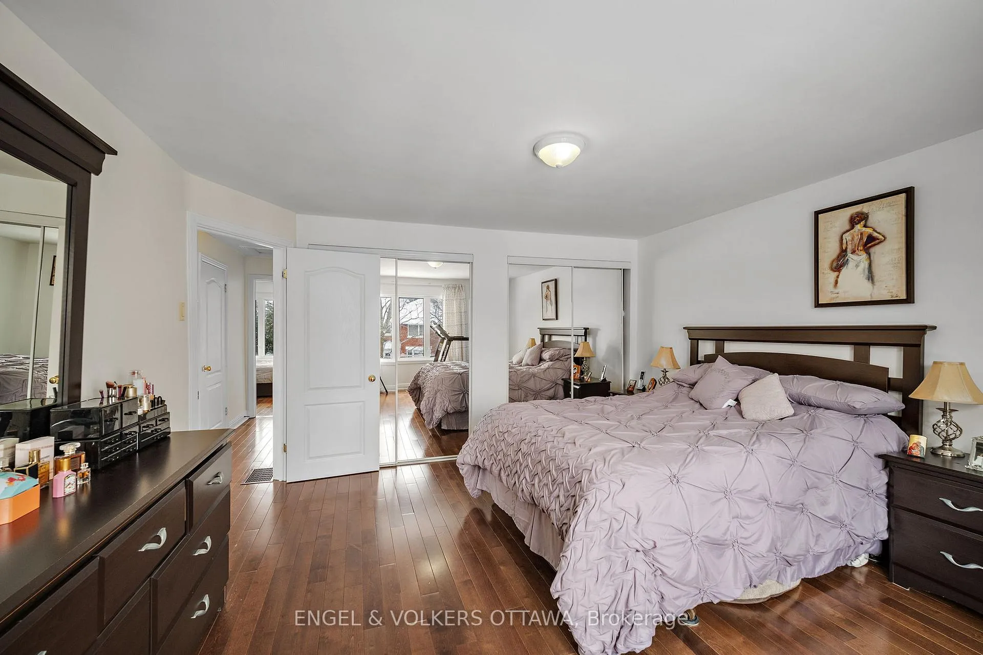 Photo 10 of 1044 Aldea Avenue, Ottawa, Billings Bridge — HOMEH