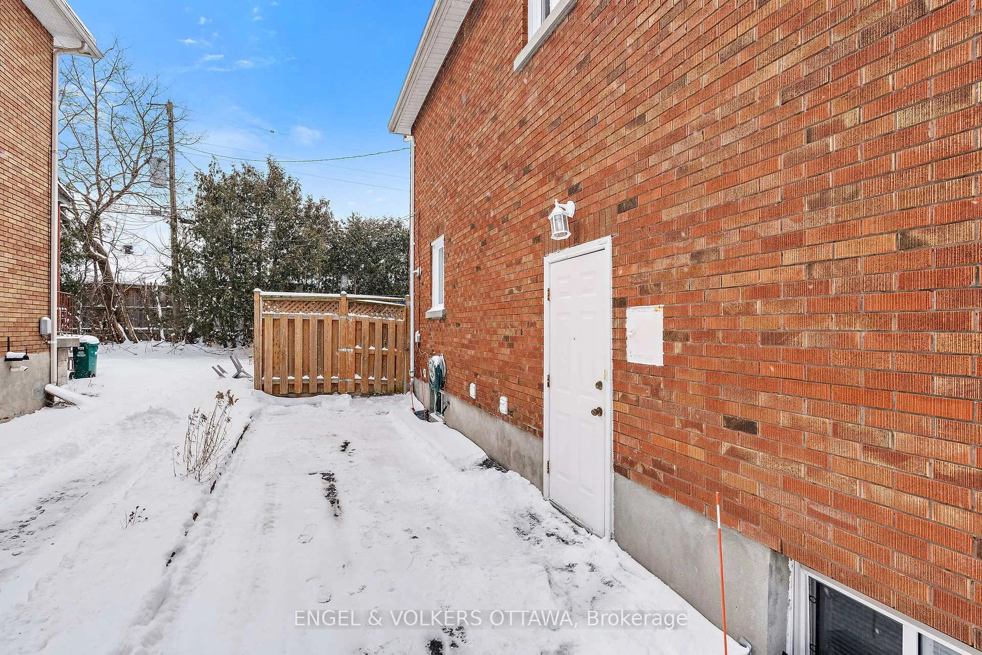 Photo 22 of 1044 Aldea Avenue, Ottawa, Billings Bridge — HOMEH
