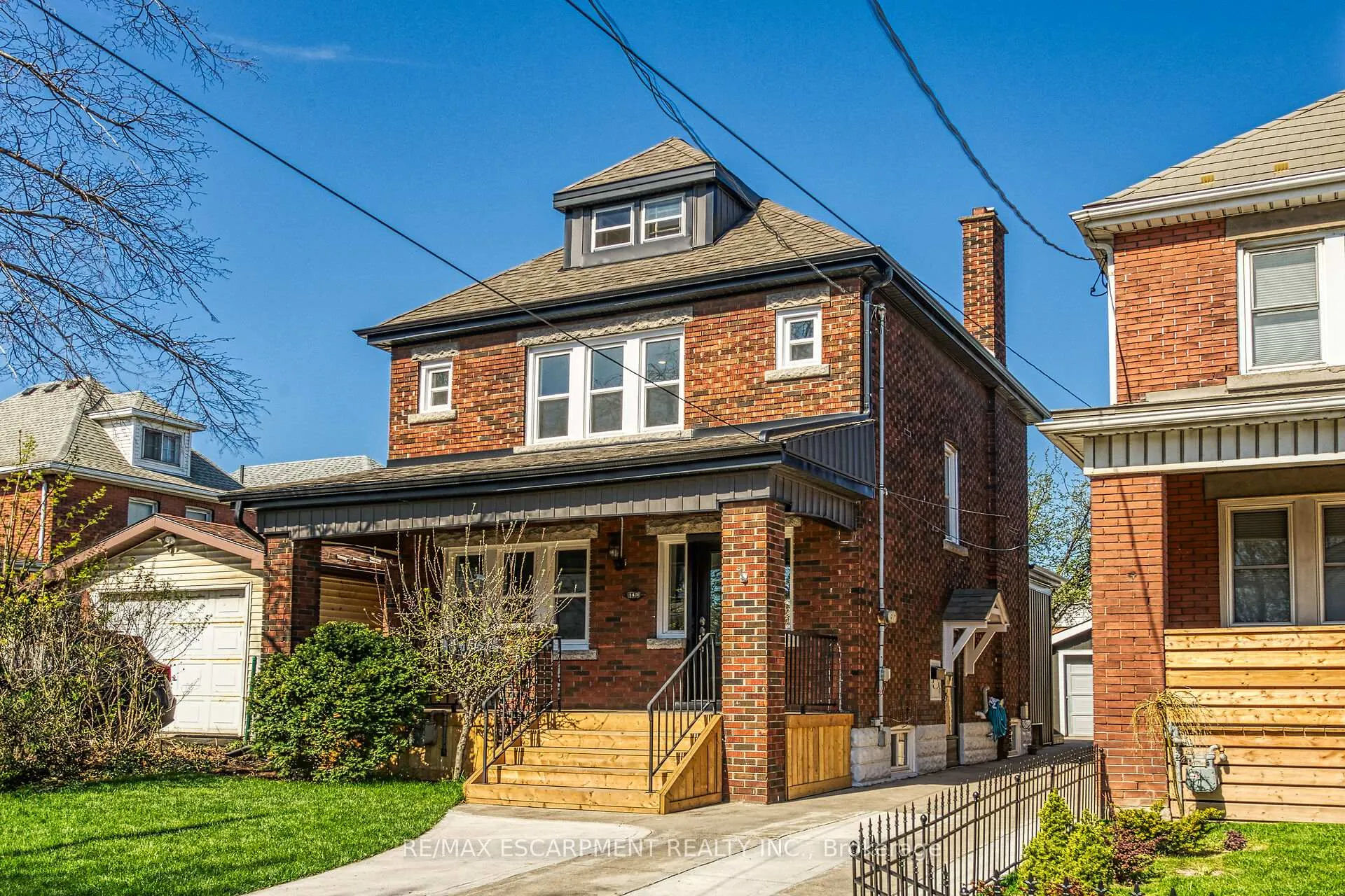 Front of 145 Prospect Street N