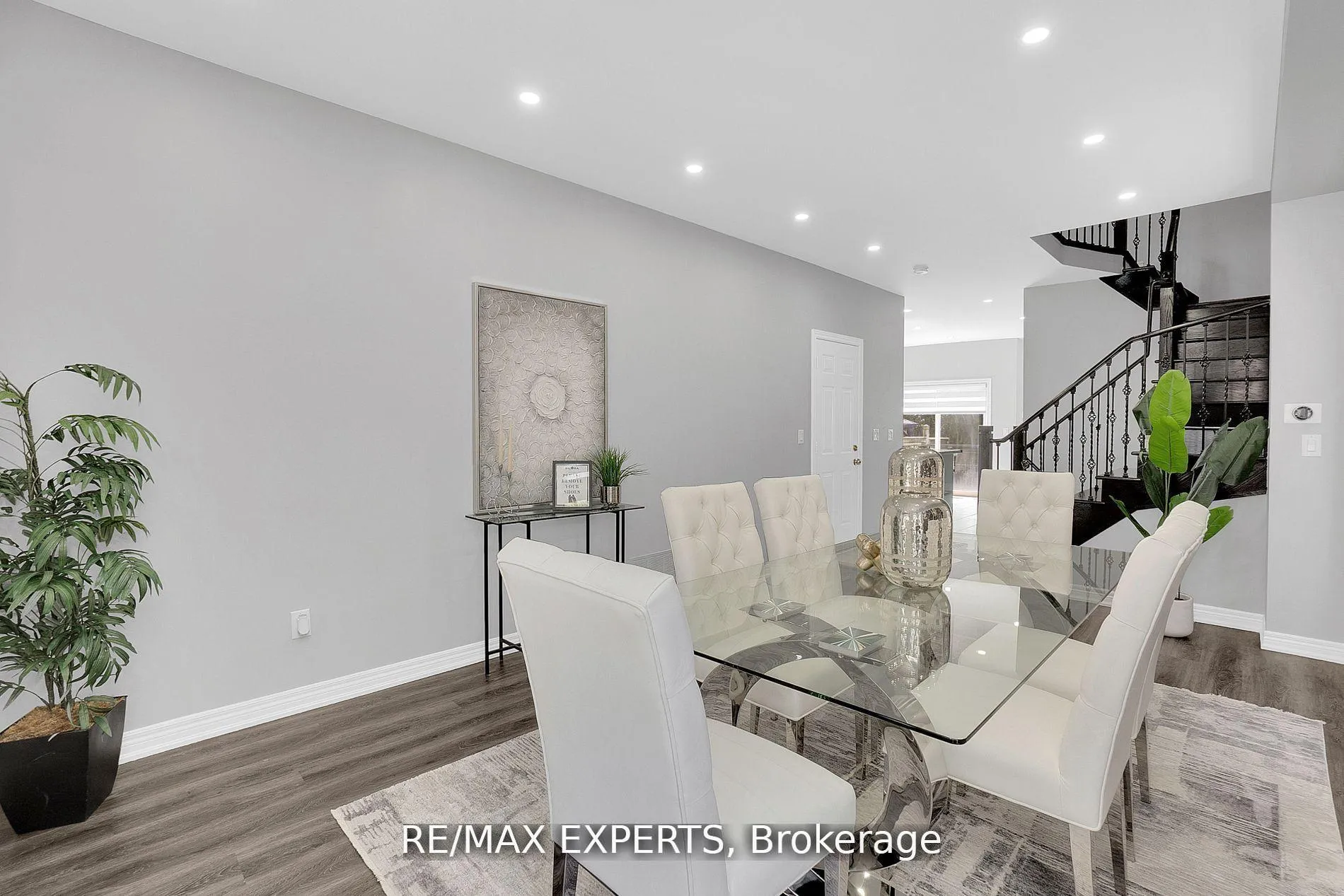 Photo 6 of 138 Moraine Drive, Vaughan, Vellore Village — HOMEH