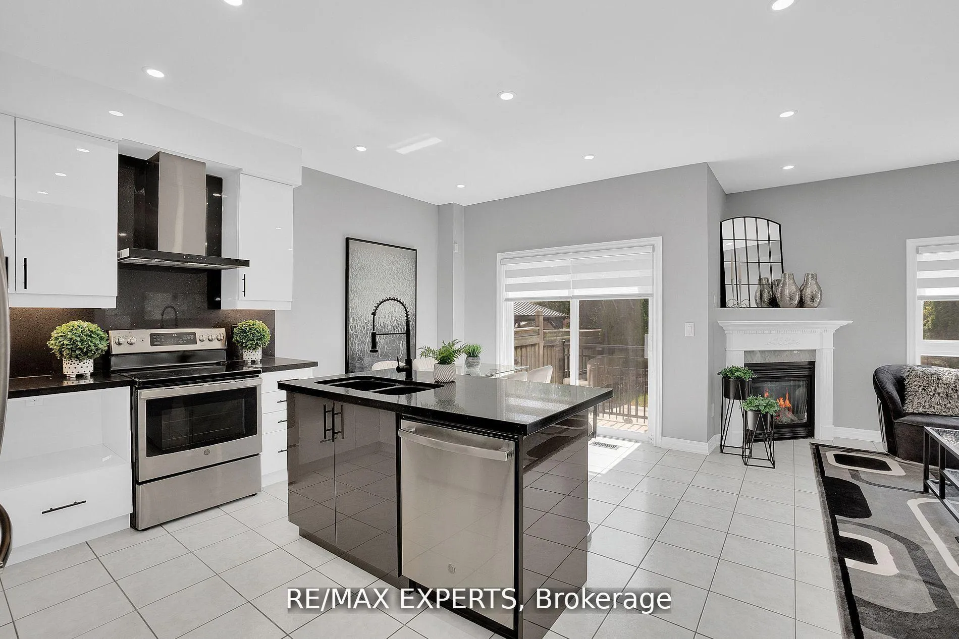 Photo 9 of 138 Moraine Drive, Vaughan, Vellore Village — HOMEH
