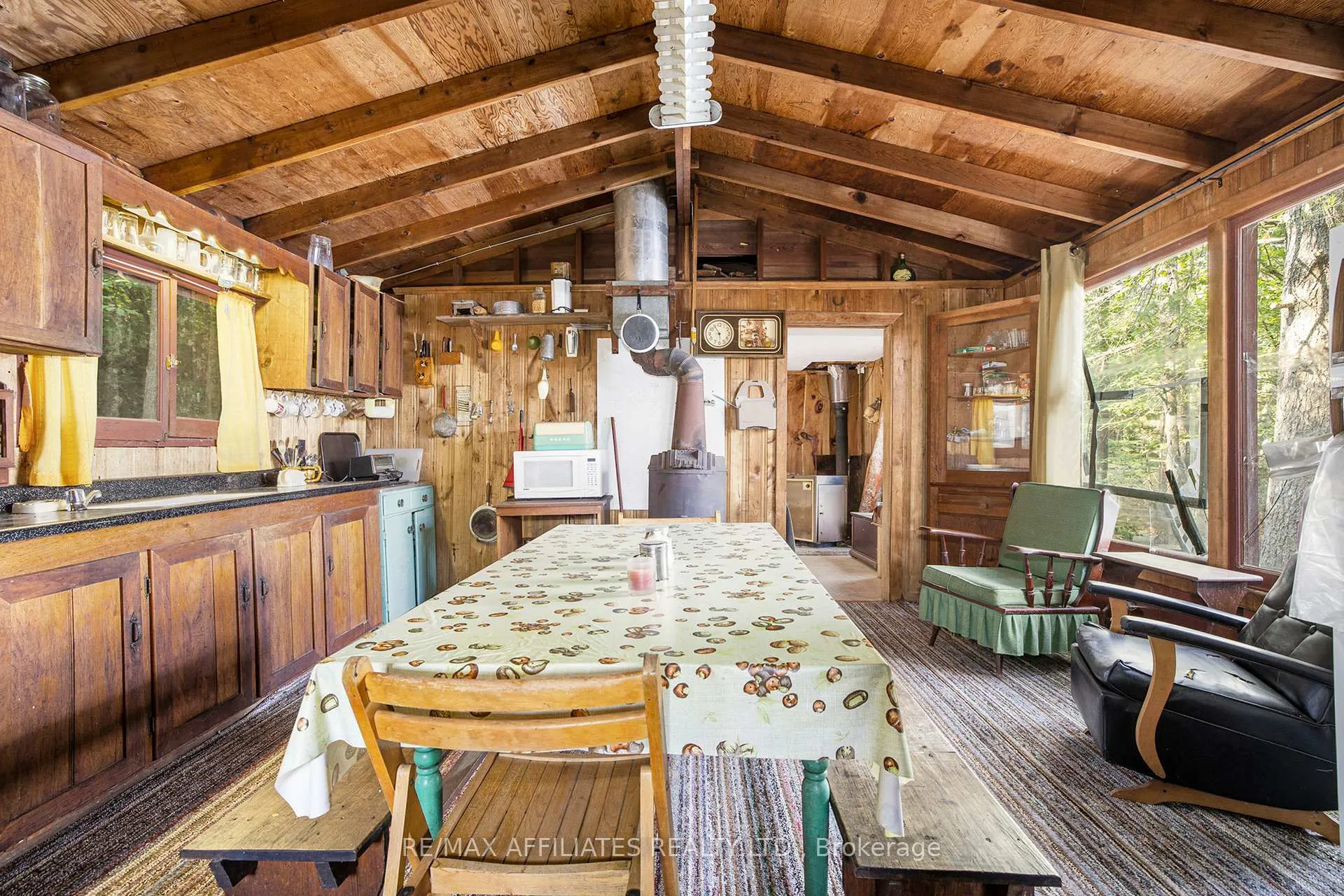 Photo 10 of 25252 Eagle Lake, Frontenac, Frontenac Centre — HOMEH