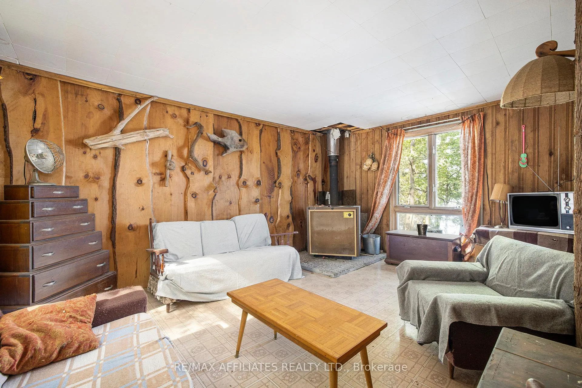 Photo 13 of 25252 Eagle Lake, Frontenac, Frontenac Centre — HOMEH