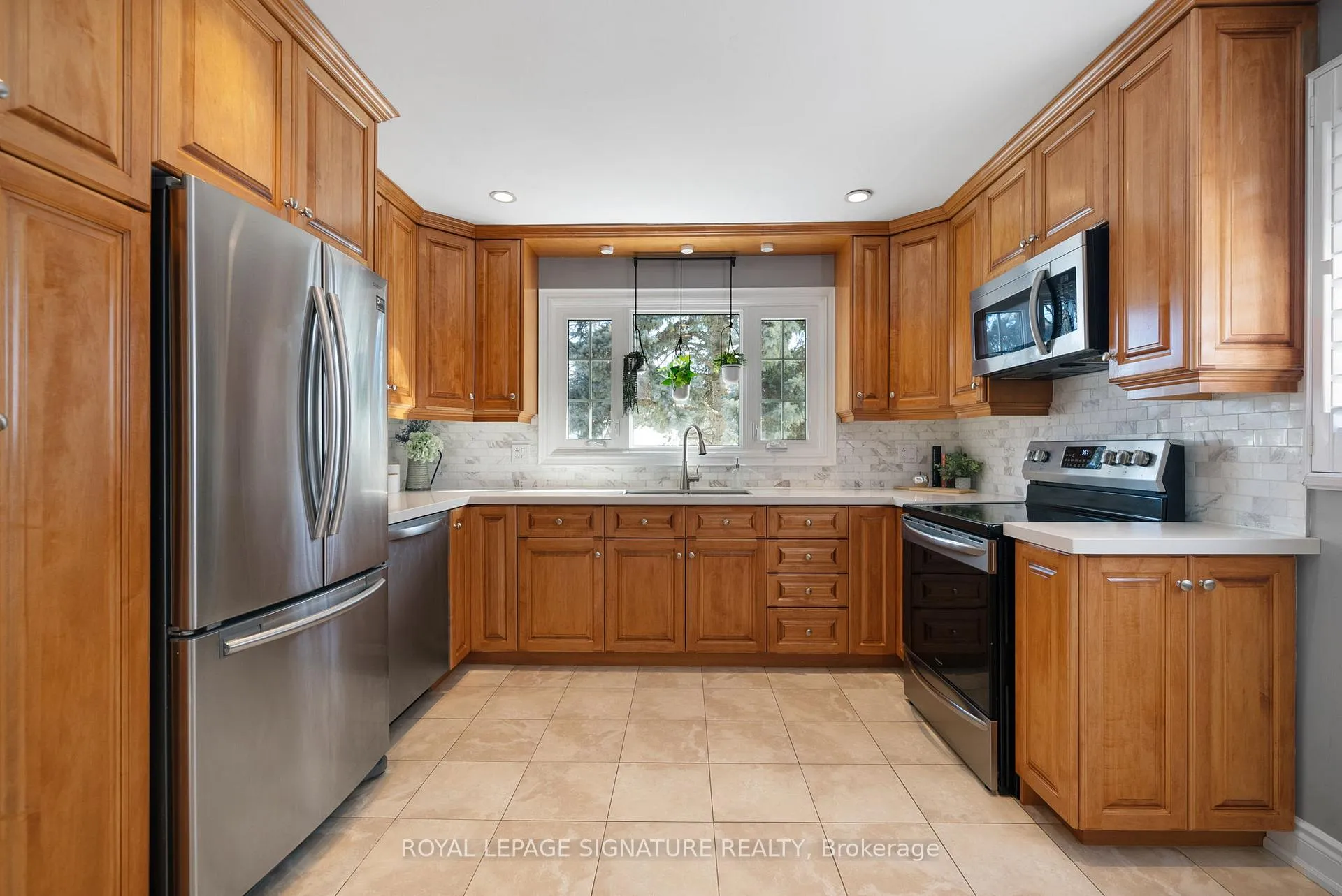 Photo 10 of 30 John Dexter Place, Markham, Sherwood-Amberglen — HOMEH