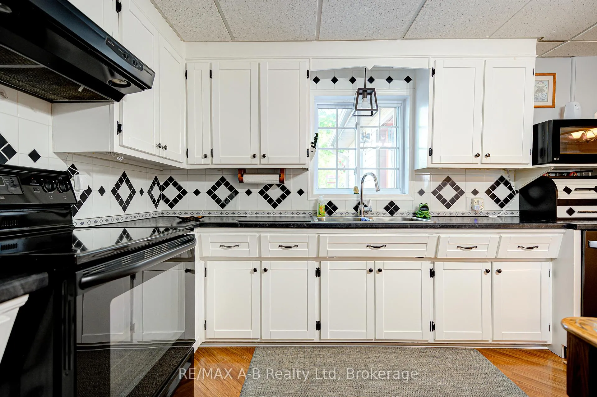 Photo 17 of 5 Cruickshank Street, Perth East, Milverton — HOMEH