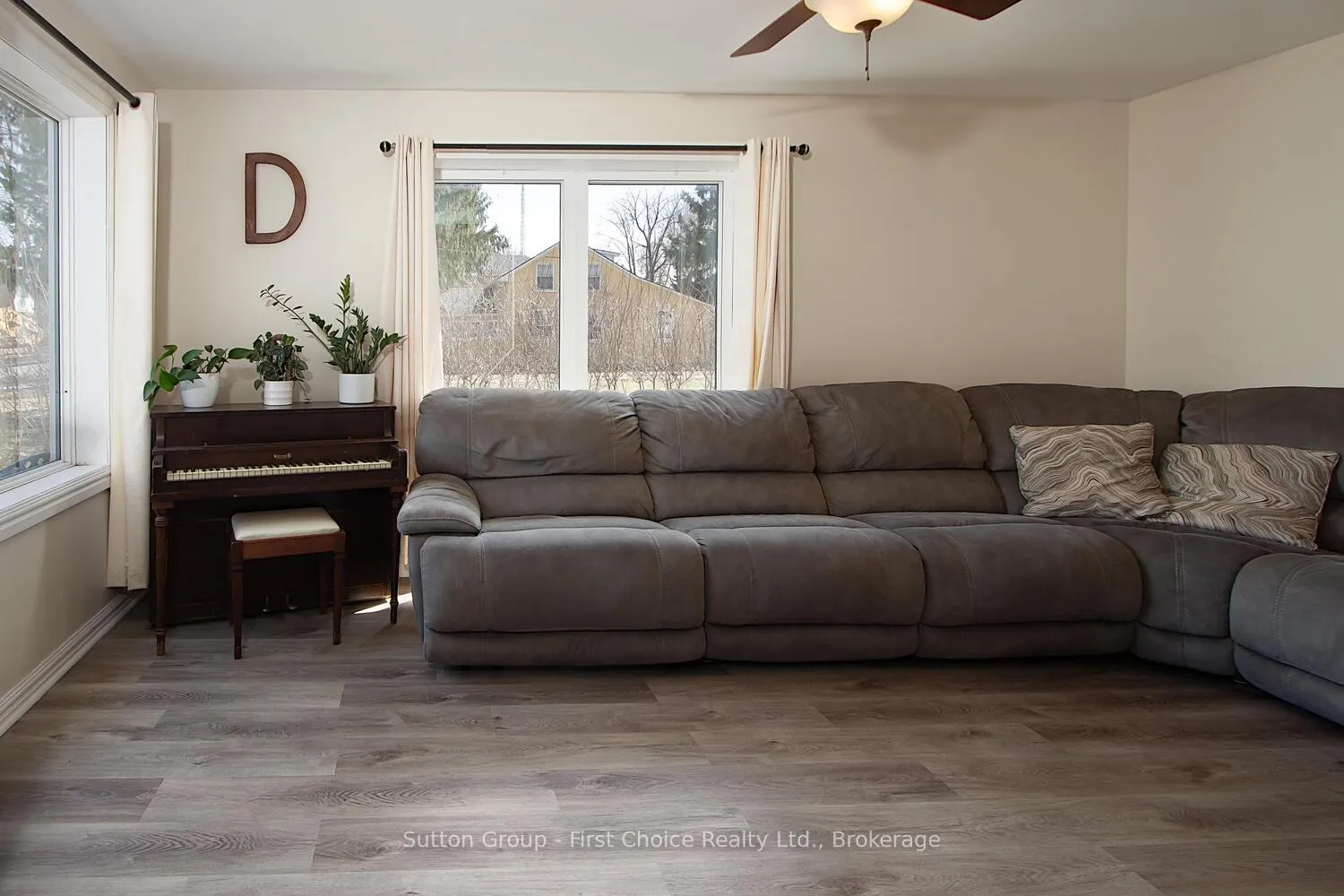 Photo 9 of 183 Huron Road, Perth South, Sebringville — HOMEH