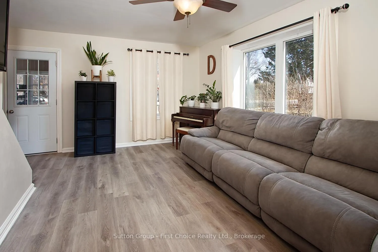 Photo 11 of 183 Huron Road, Perth South, Sebringville — HOMEH