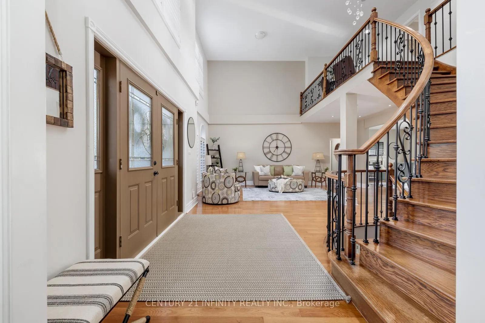 Photo 8 of 10 Prince Rupert Drive, Clarington, Courtice — HOMEH