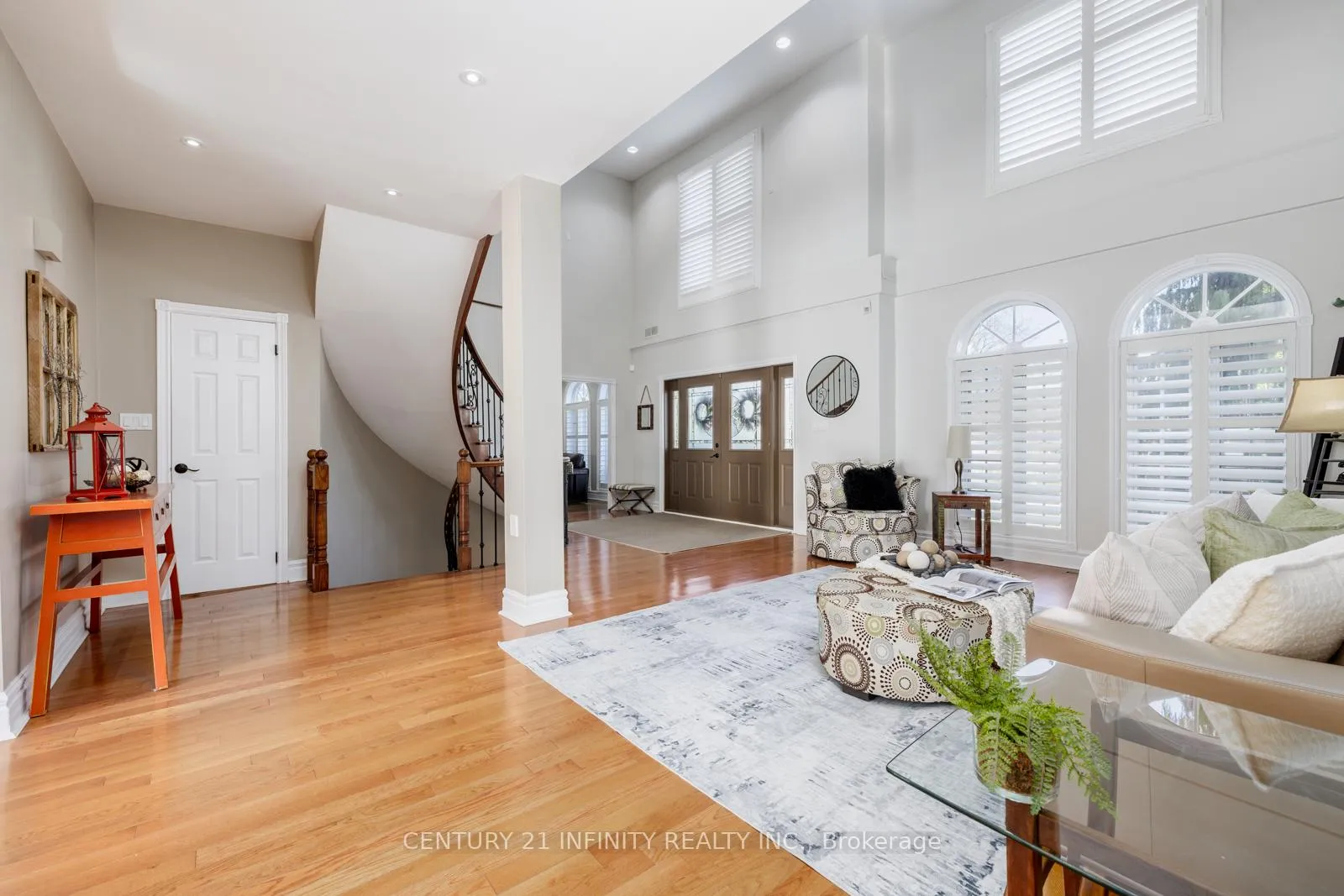Photo 9 of 10 Prince Rupert Drive, Clarington, Courtice — HOMEH