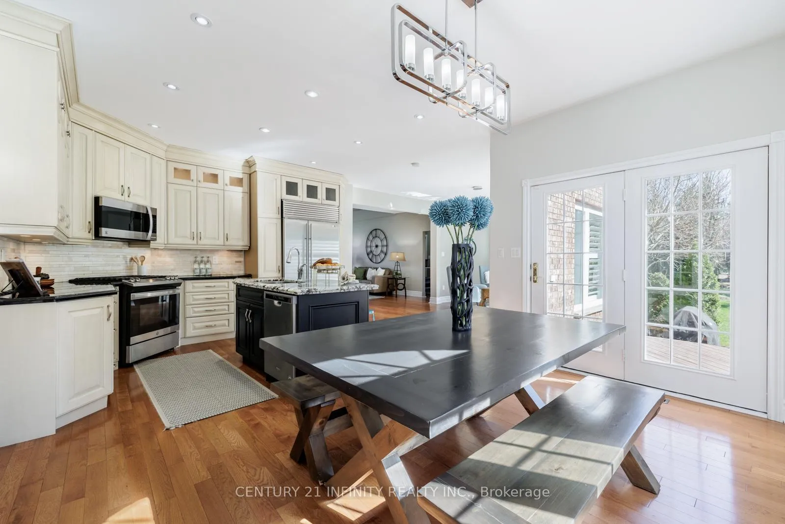 Photo 16 of 10 Prince Rupert Drive, Clarington, Courtice — HOMEH