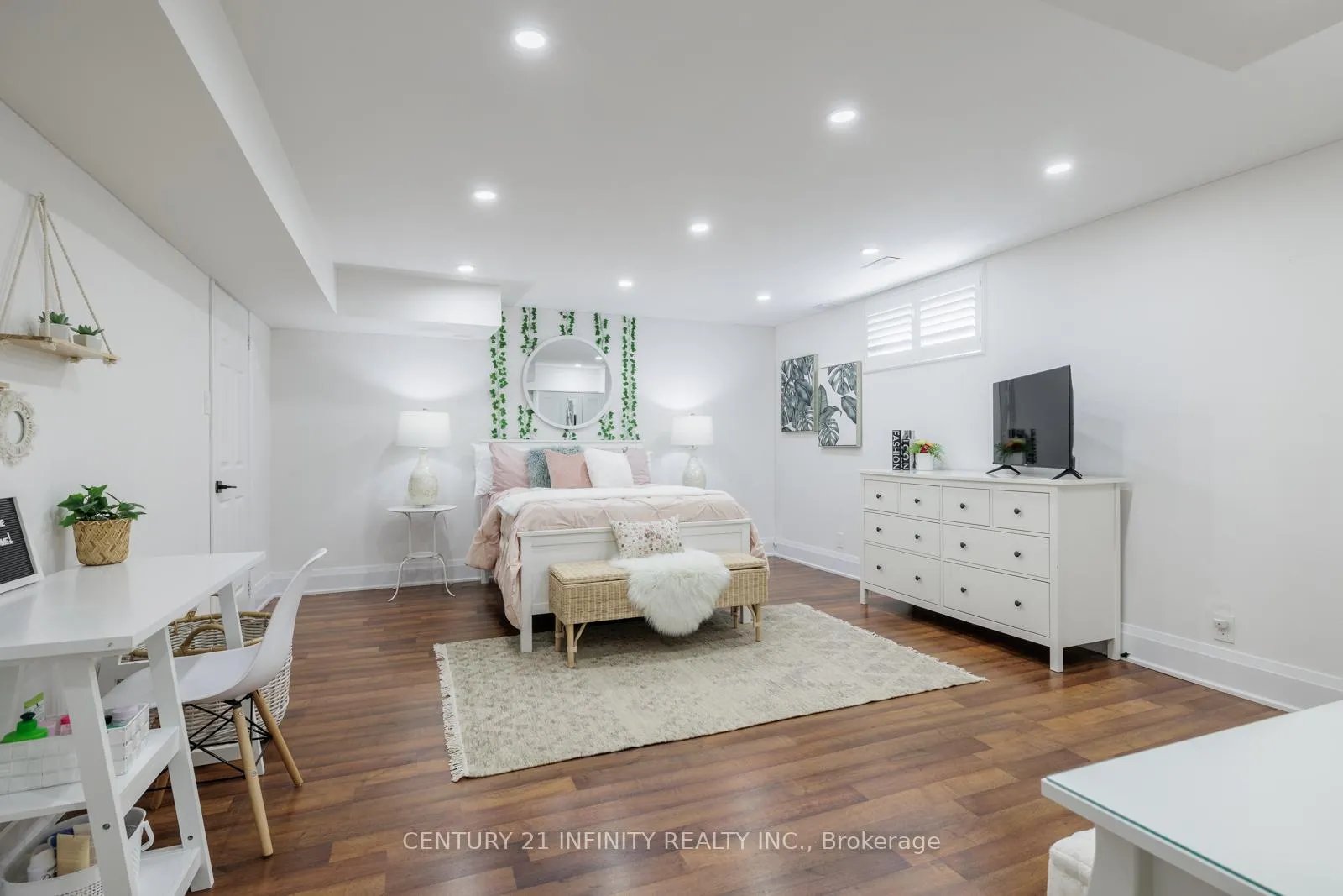Photo 32 of 10 Prince Rupert Drive, Clarington, Courtice — HOMEH