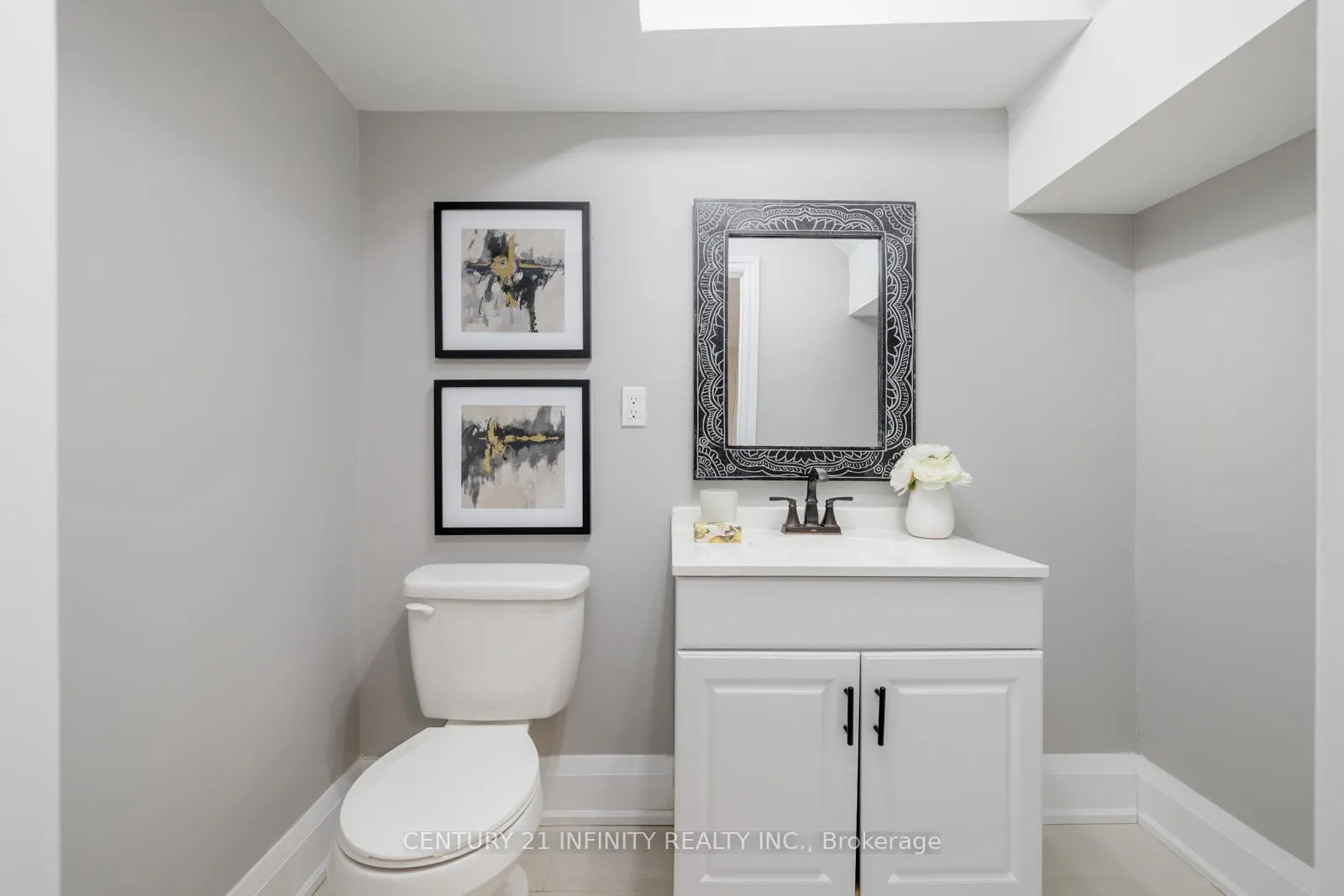 Photo 34 of 10 Prince Rupert Drive, Clarington, Courtice — HOMEH