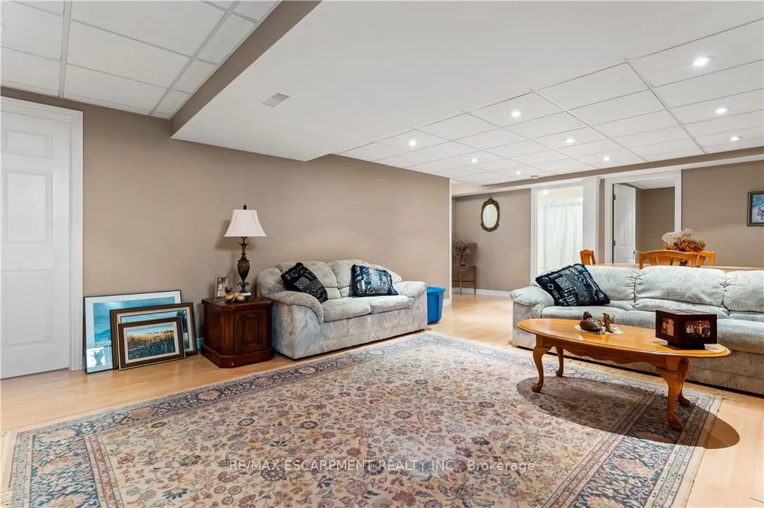 Photo 23 of 8 Mason Drive, Pelham, Fonthill — HOMEH