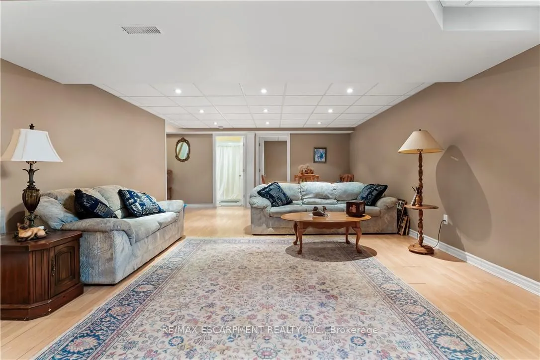 Photo 24 of 8 Mason Drive, Pelham, Fonthill — HOMEH
