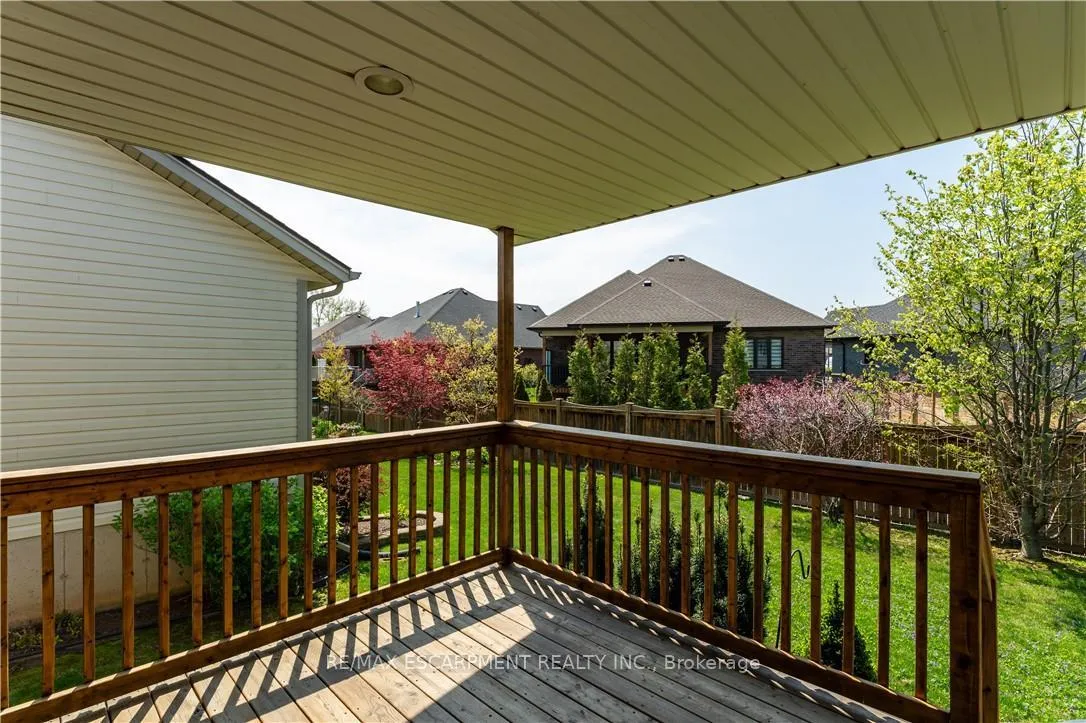 Photo 31 of 8 Mason Drive, Pelham, Fonthill — HOMEH