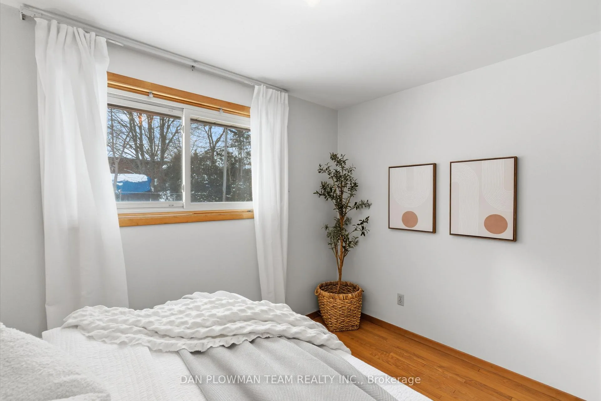 Photo 17 of 268 Nipigon Street, Oshawa, McLaughlin — HOMEH