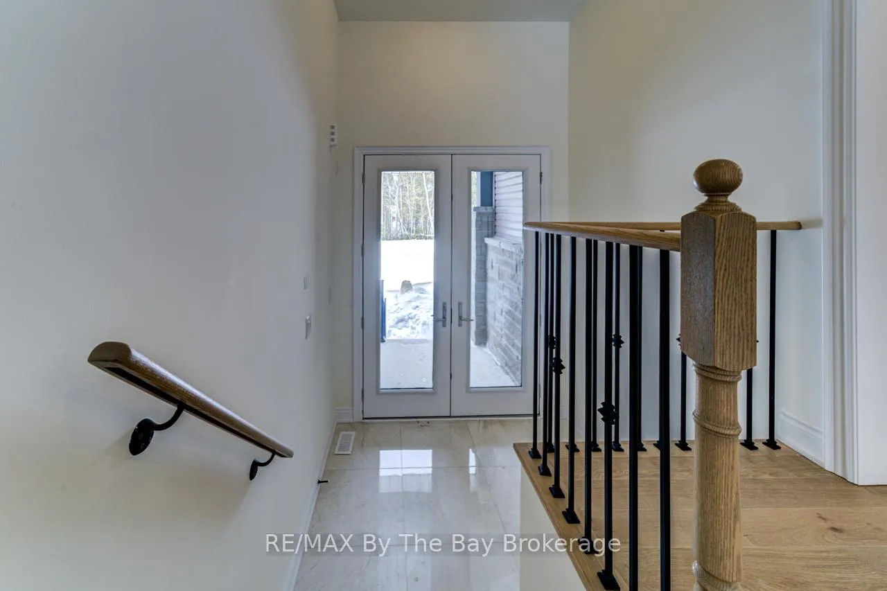 Photo 3 of 170 Mapleside Drive, Wasaga Beach — HOMEH