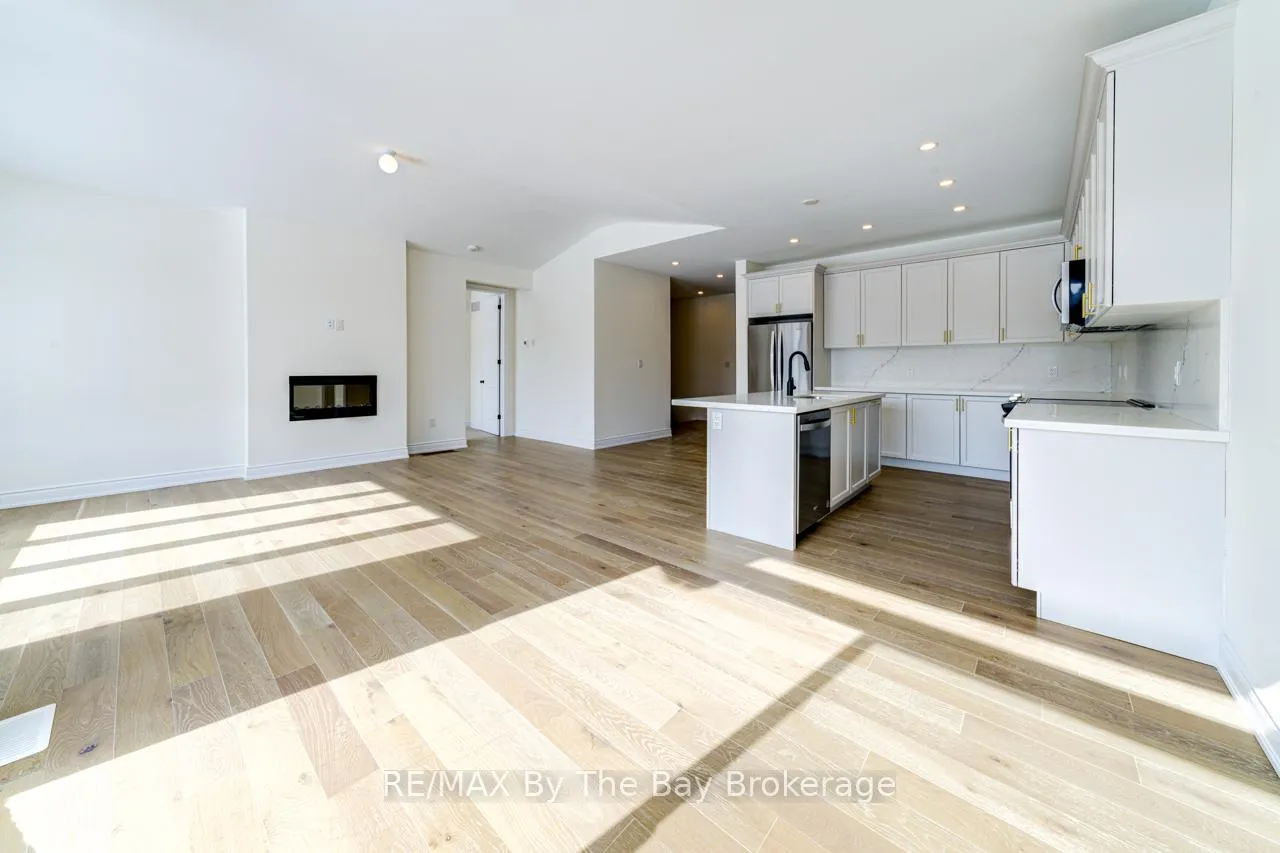 Photo 14 of 170 Mapleside Drive, Wasaga Beach — HOMEH