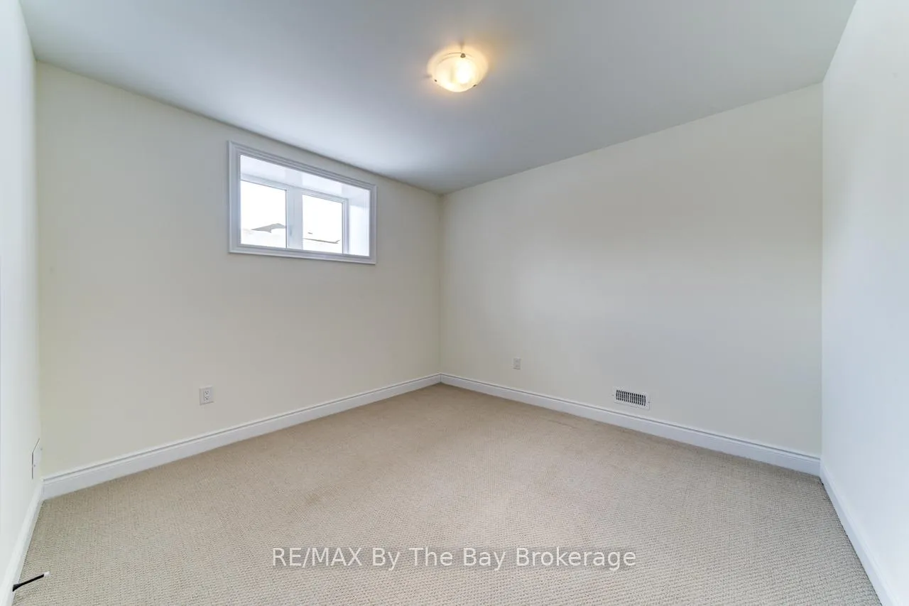 Photo 25 of 170 Mapleside Drive, Wasaga Beach — HOMEH