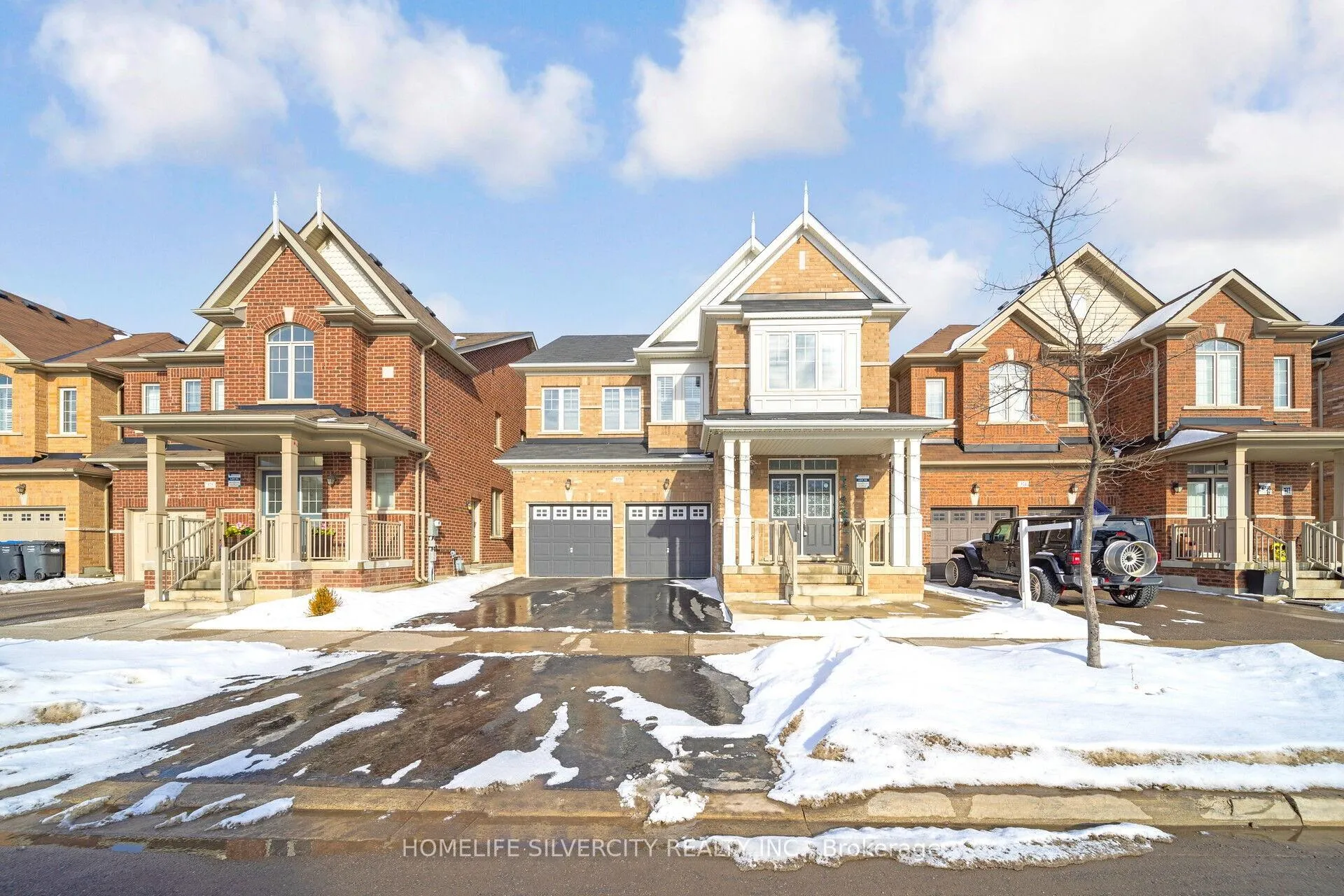 Photo 1 of 373 Robert Parkinson Drive, Brampton, Northwest Brampton — HOMEH