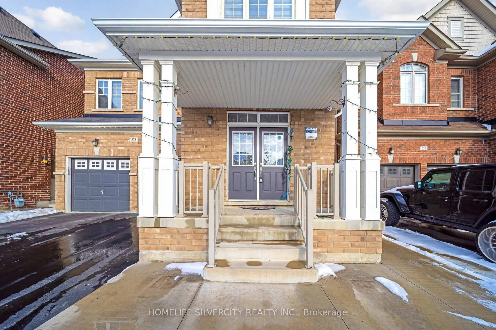 Photo 3 of 373 Robert Parkinson Drive, Brampton, Northwest Brampton — HOMEH