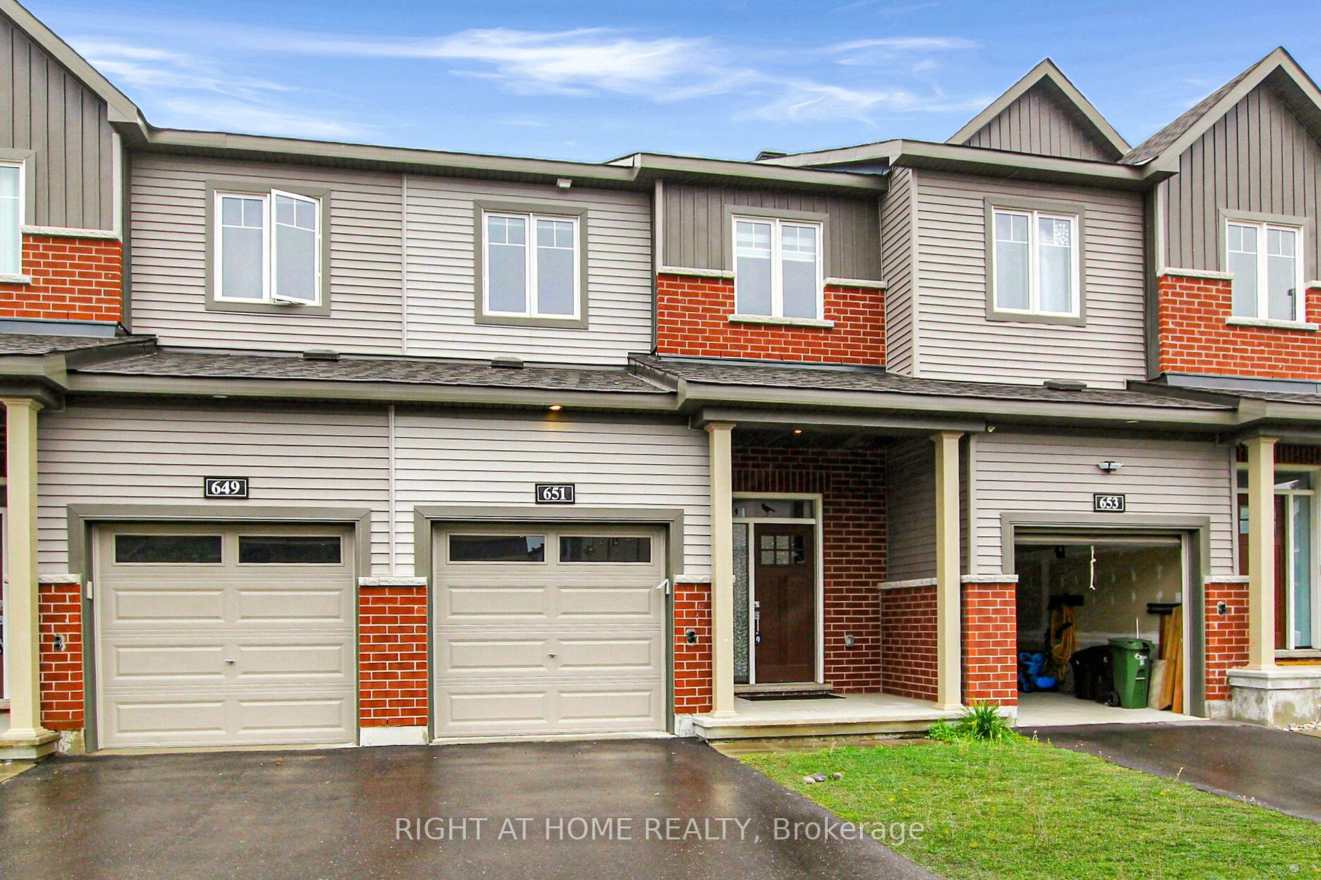Photo 1 of 651 Hamsa Street, Ottawa, Barrhaven - Heritage Park — HOMEH