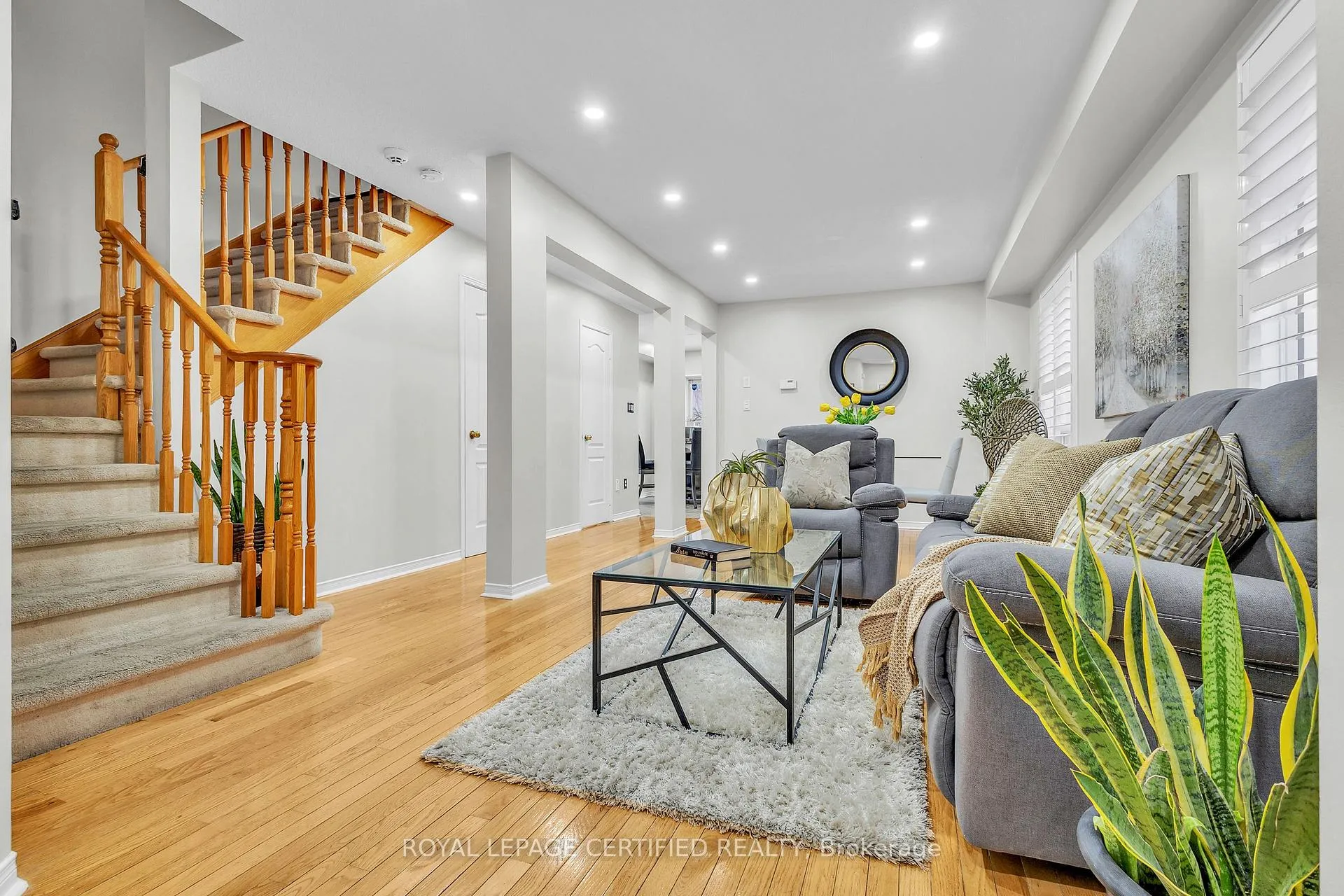 Photo 5 of 18 Roadmaster Lane, Brampton, Fletcher's Meadow — HOMEH