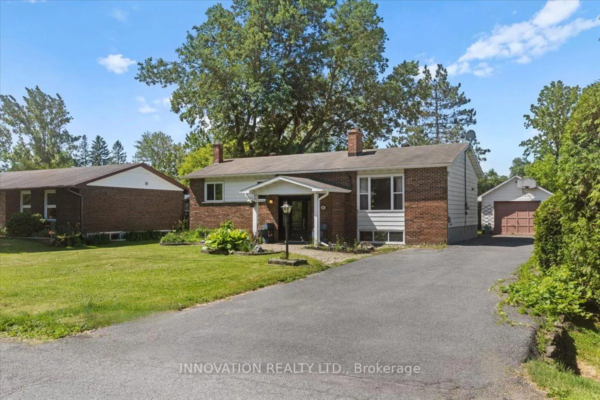 Photo 2 of 41 King Street Drive, Ottawa, Richmond — HOMEH