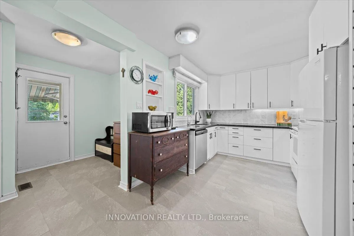Photo 11 of 41 King Street Drive, Ottawa, Richmond — HOMEH