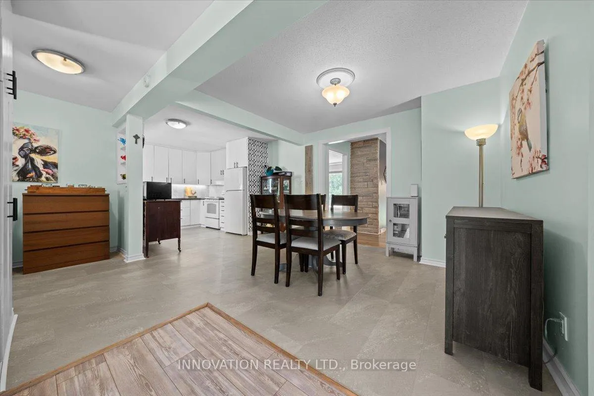 Photo 14 of 41 King Street Drive, Ottawa, Richmond — HOMEH