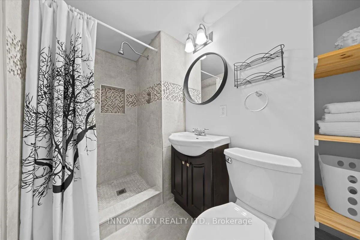 Photo 24 of 41 King Street Drive, Ottawa, Richmond — HOMEH