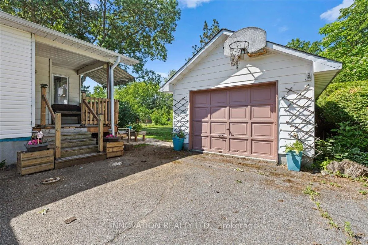 Photo 27 of 41 King Street Drive, Ottawa, Richmond — HOMEH