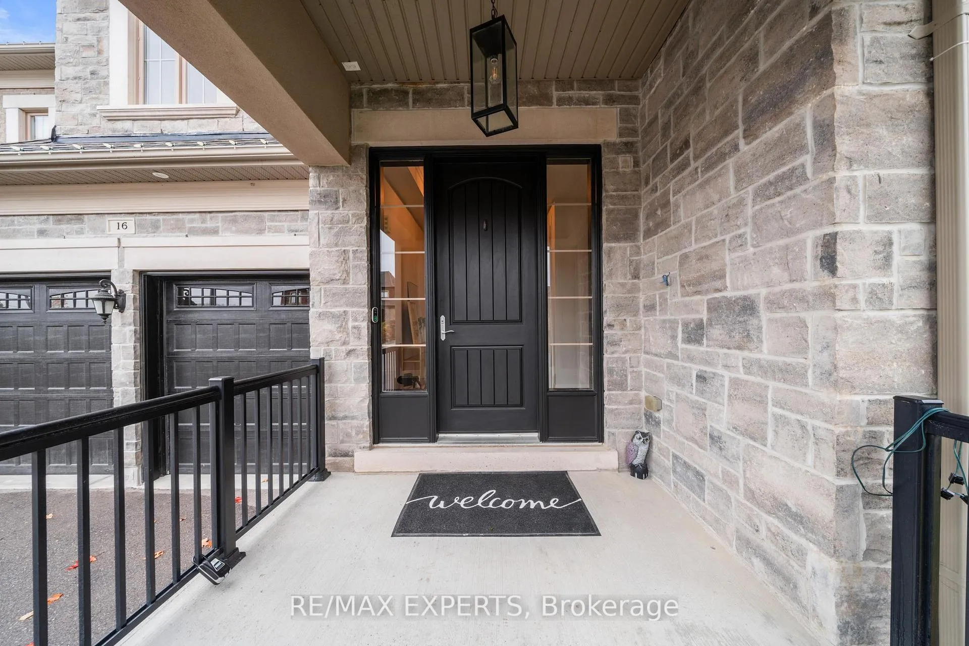 Photo 7 of 16 Raymond Love Court, King, King City — HOMEH
