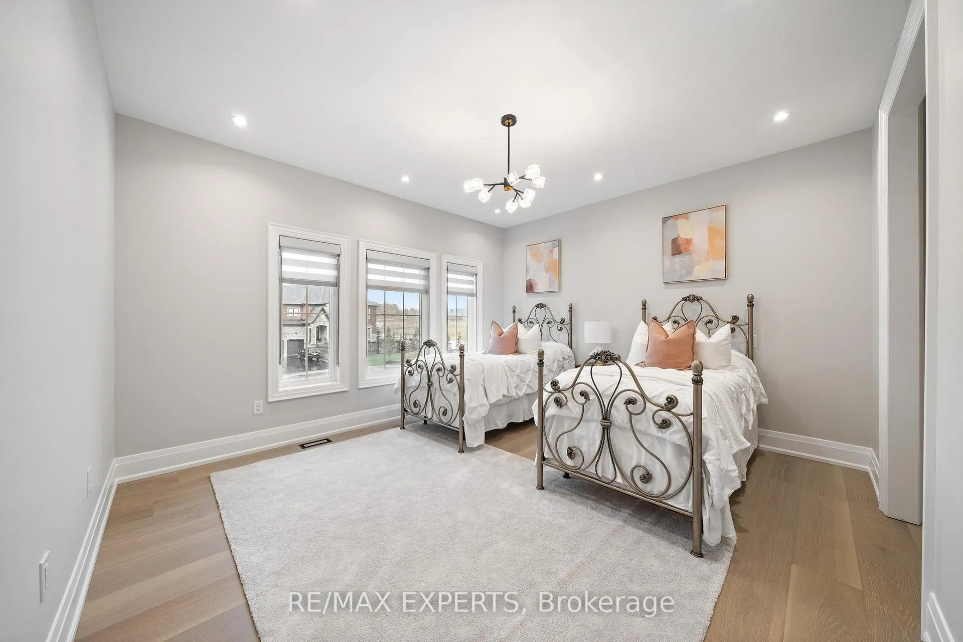 Photo 45 of 16 Raymond Love Court, King, King City — HOMEH