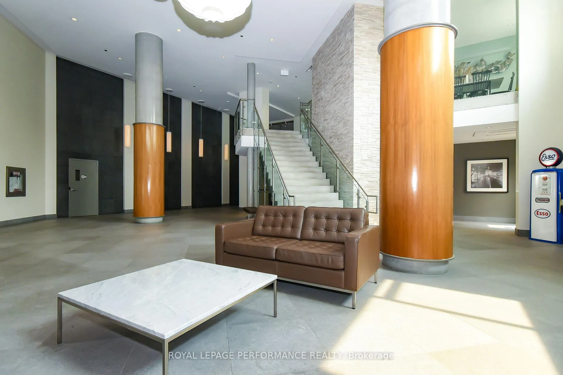 Photo 4 of Unit 309A, 7 Marquette Avenue, Ottawa, Vanier — HOMEH