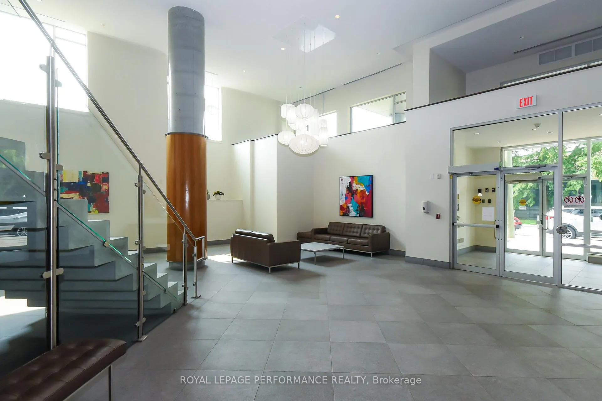 Photo 6 of Unit 309A, 7 Marquette Avenue, Ottawa, Vanier — HOMEH