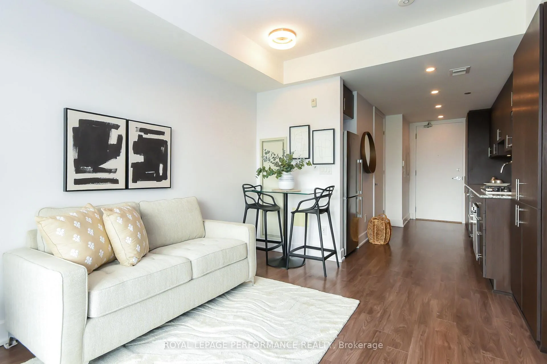 Photo 8 of Unit 309A, 7 Marquette Avenue, Ottawa, Vanier — HOMEH