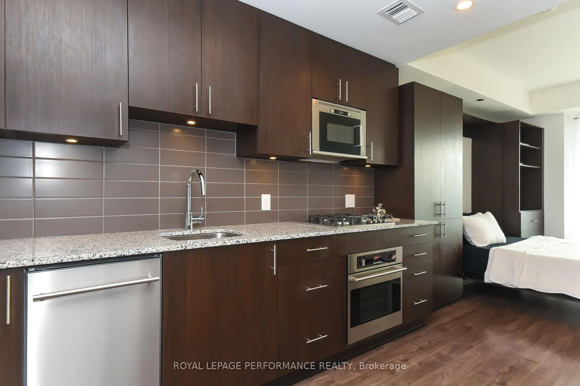 Photo 13 of Unit 309A, 7 Marquette Avenue, Ottawa, Vanier — HOMEH