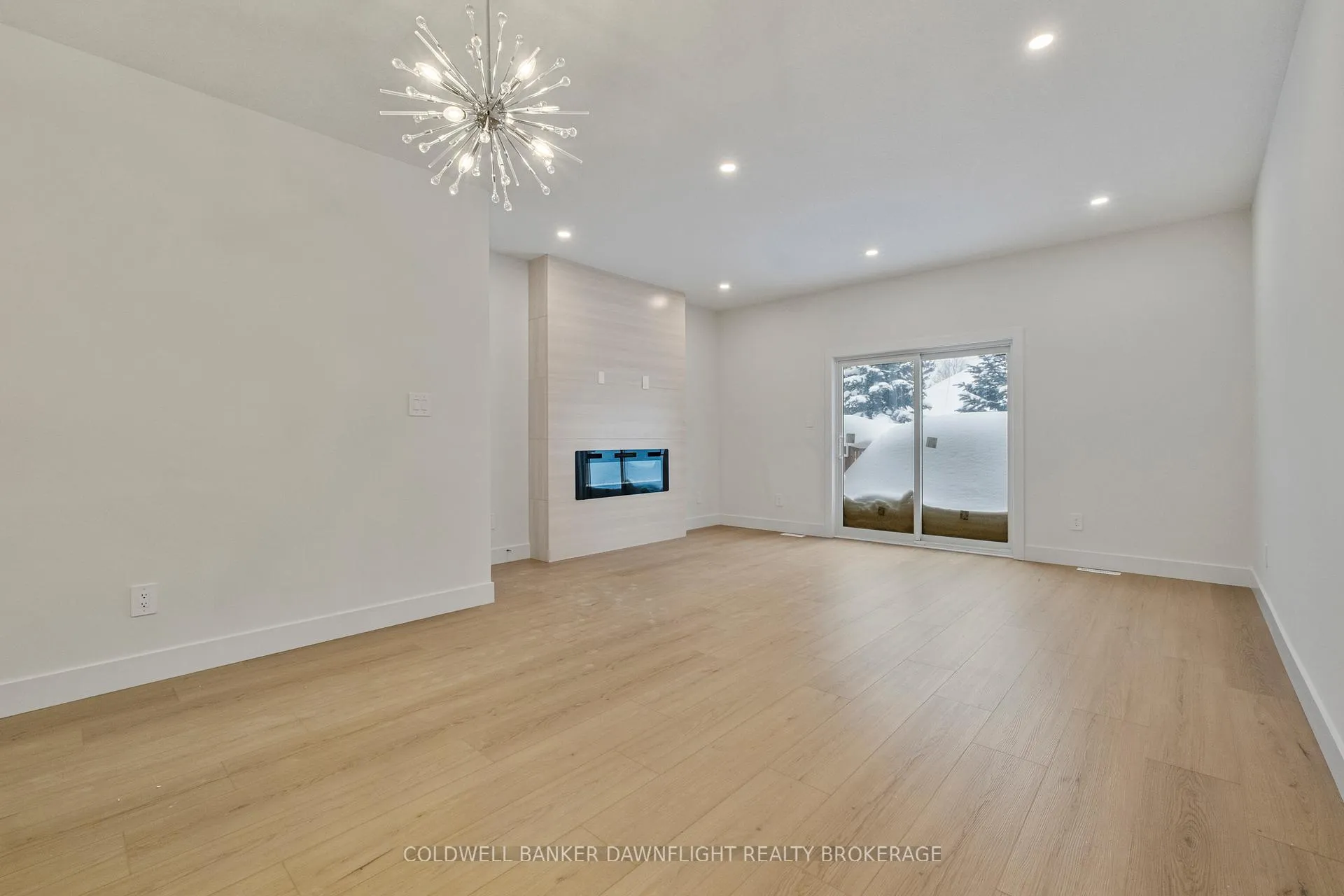 Photo 7 of 58 Moonlight Court, Central Huron, Clinton — HOMEH