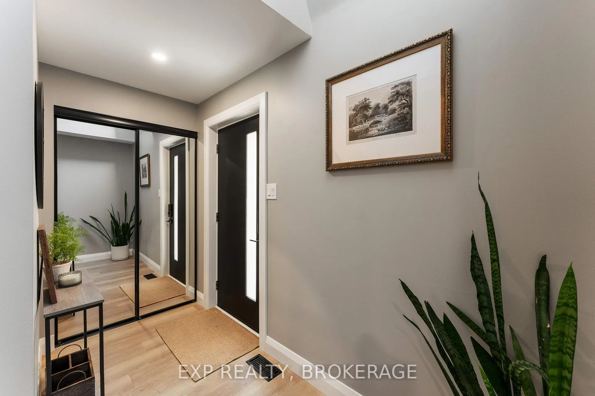 Photo 3 of 882 Clearfield Crescent, Kingston, North of Taylor-Kidd Blvd — HOMEH