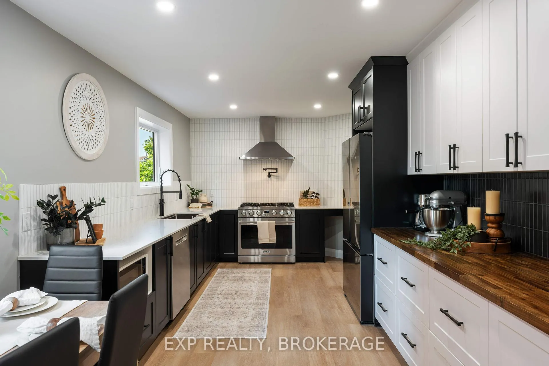 Photo 8 of 882 Clearfield Crescent, Kingston, North of Taylor-Kidd Blvd — HOMEH