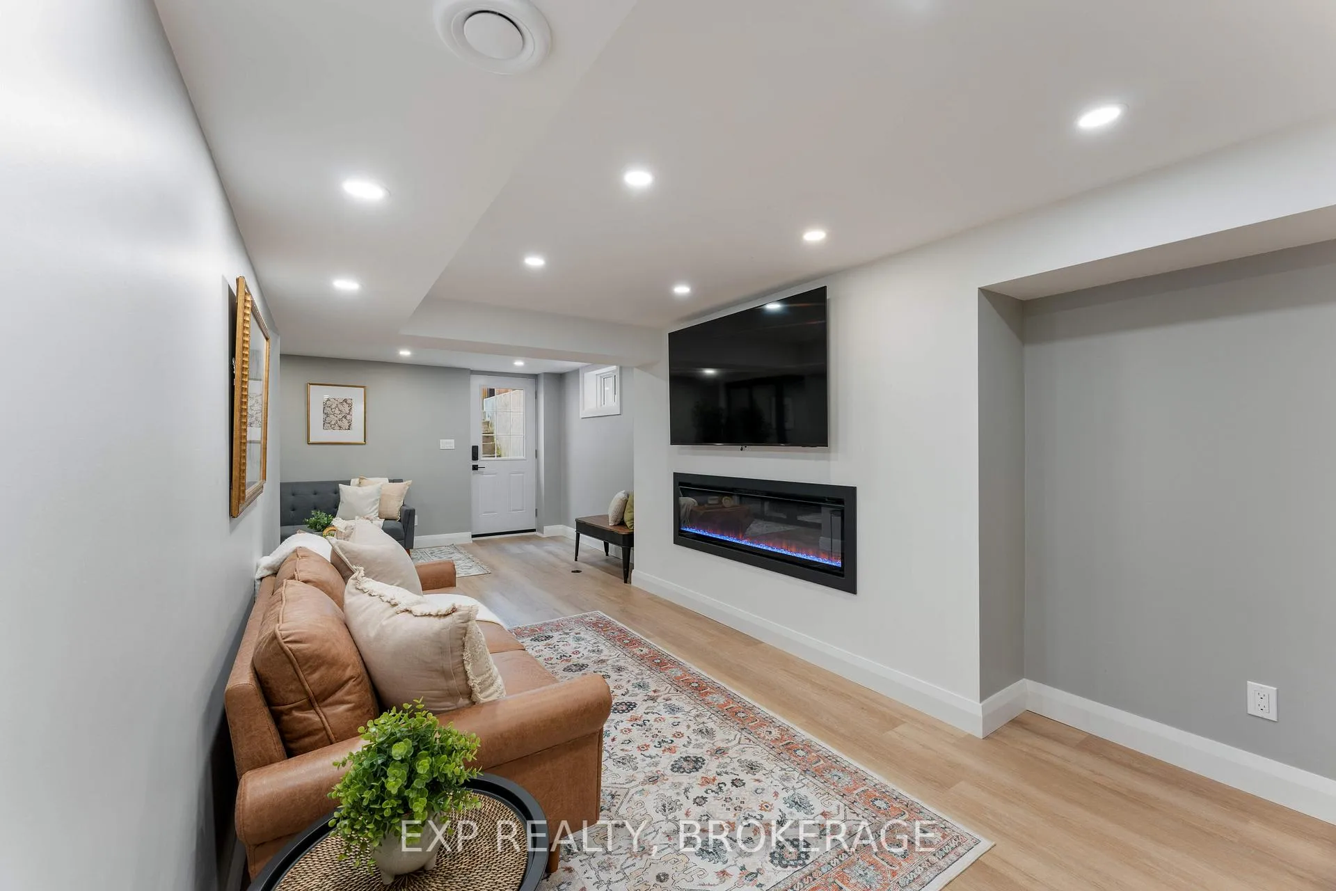 Photo 33 of 882 Clearfield Crescent, Kingston, North of Taylor-Kidd Blvd — HOMEH