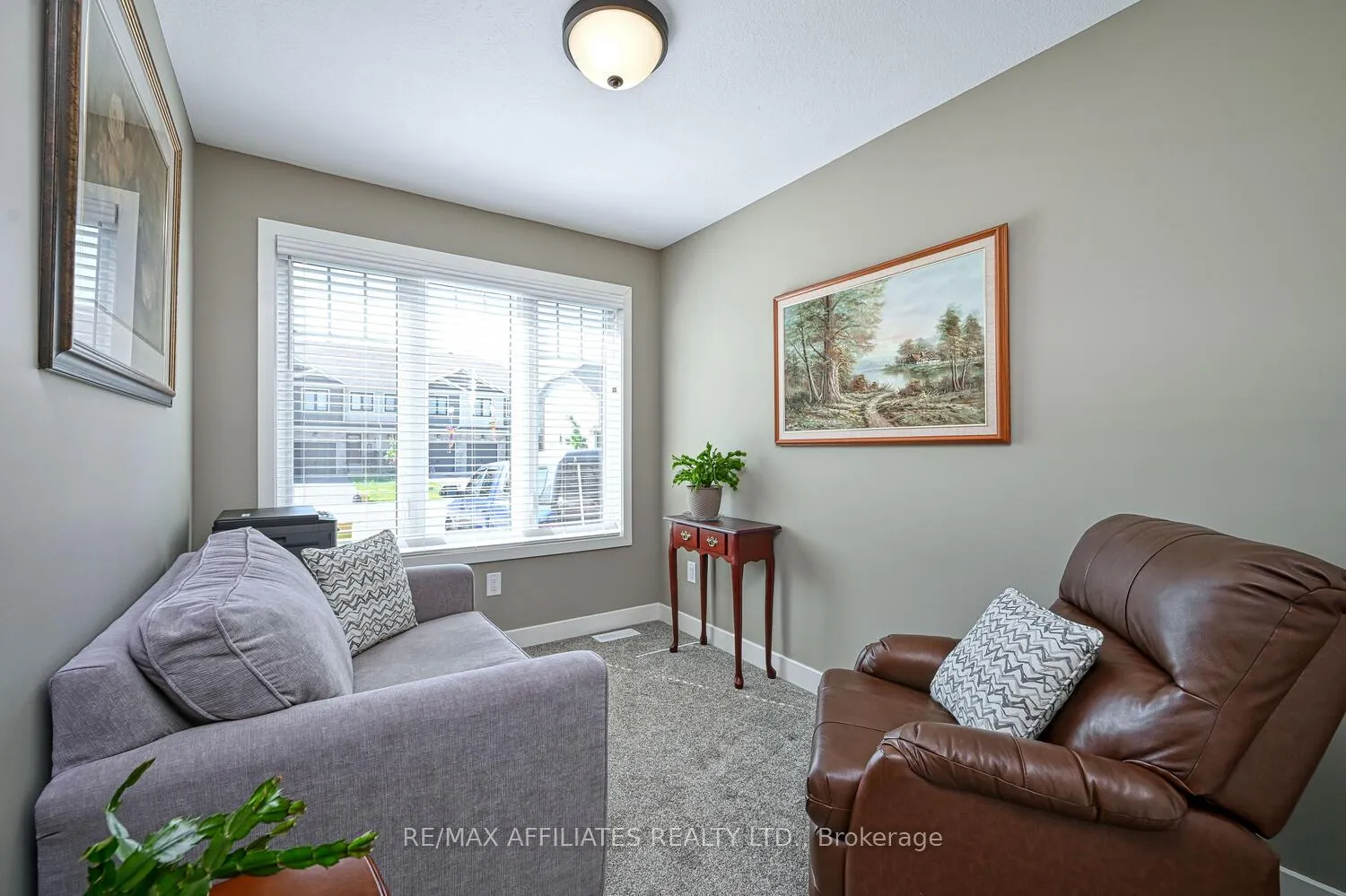Photo 4 of 156 Ferrara Drive, Smiths Falls — HOMEH