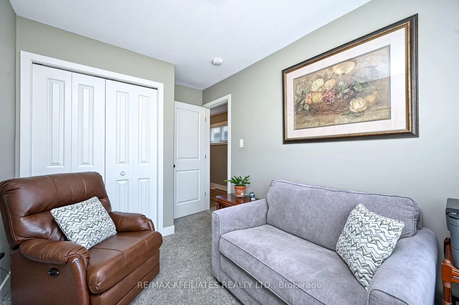 Photo 5 of 156 Ferrara Drive, Smiths Falls — HOMEH
