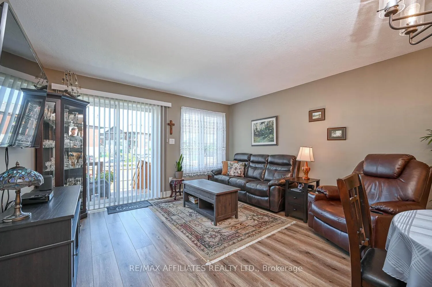 Photo 6 of 156 Ferrara Drive, Smiths Falls — HOMEH