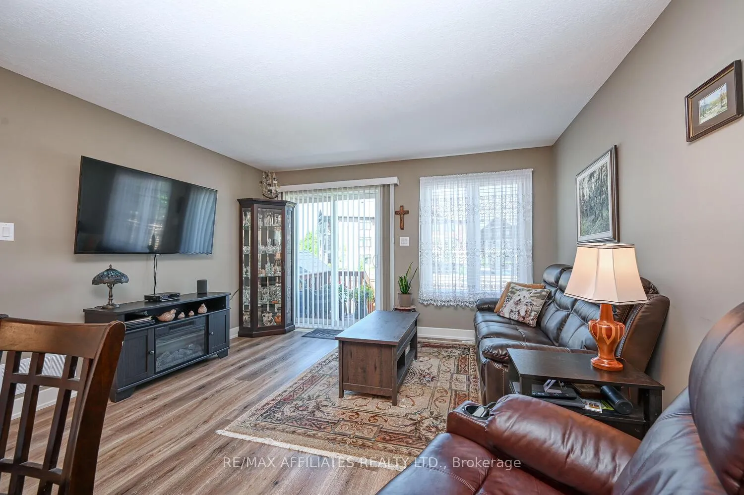 Photo 7 of 156 Ferrara Drive, Smiths Falls — HOMEH